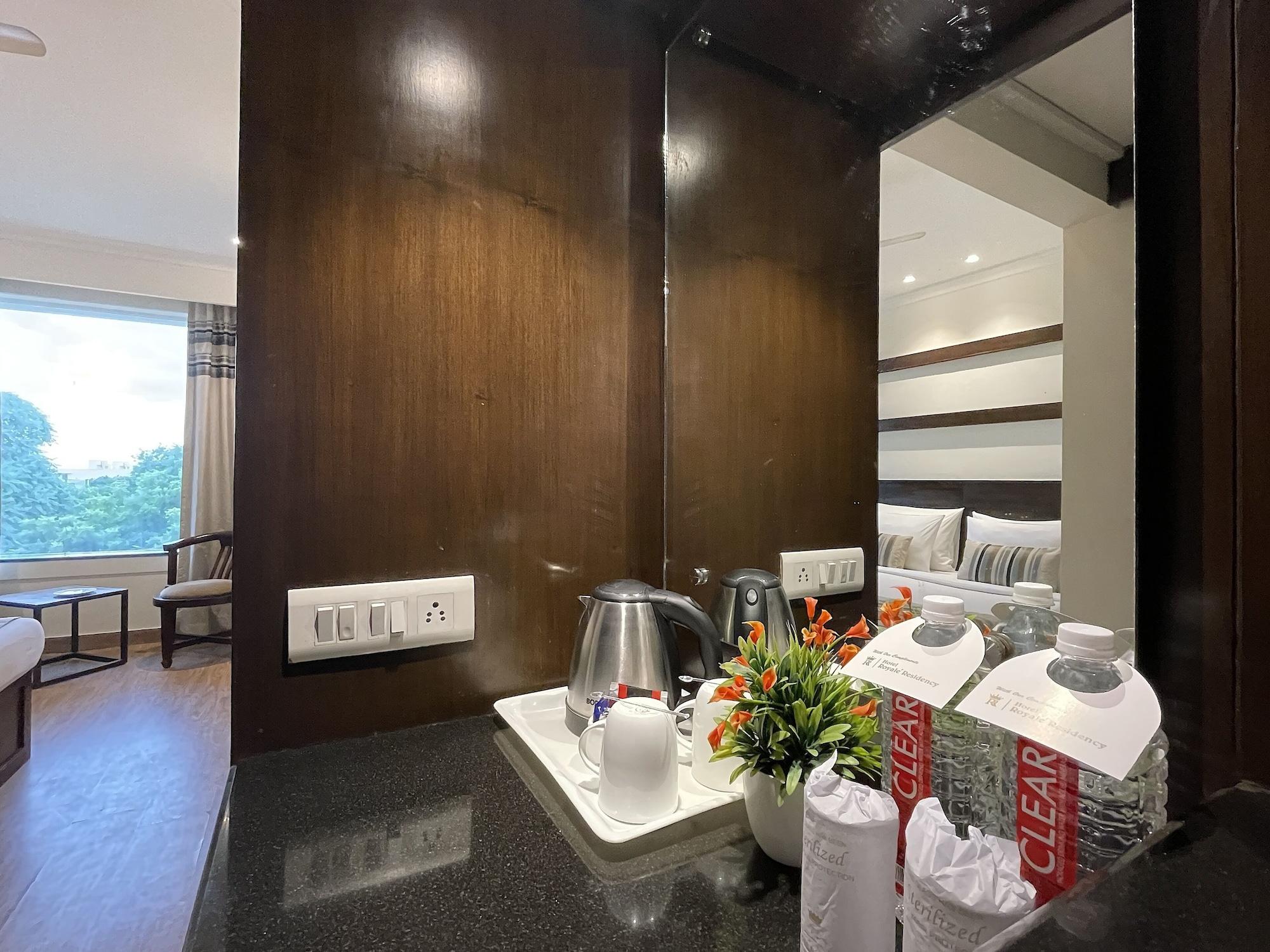 Royale Sarovar Portico Agra Agra  Exterior photo