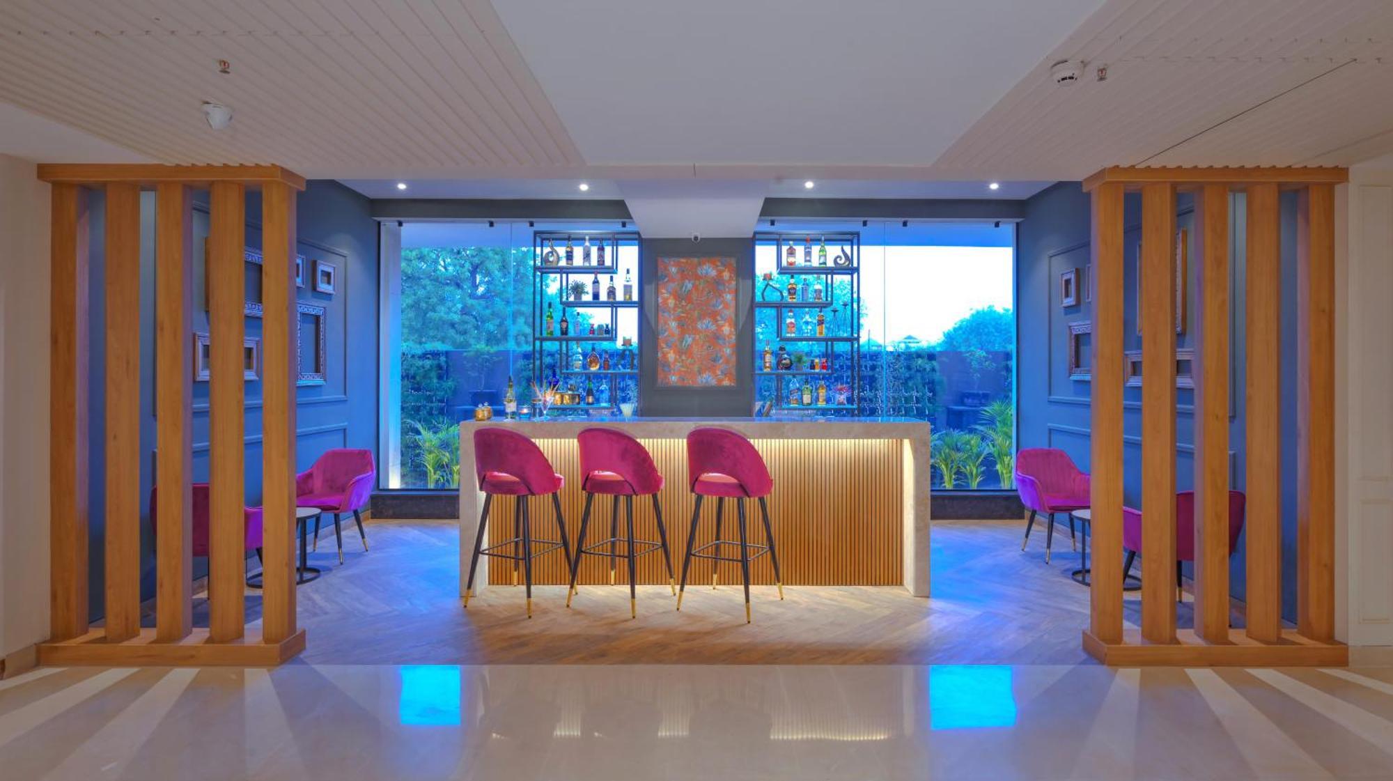 Royale Sarovar Portico Agra Agra  Exterior photo