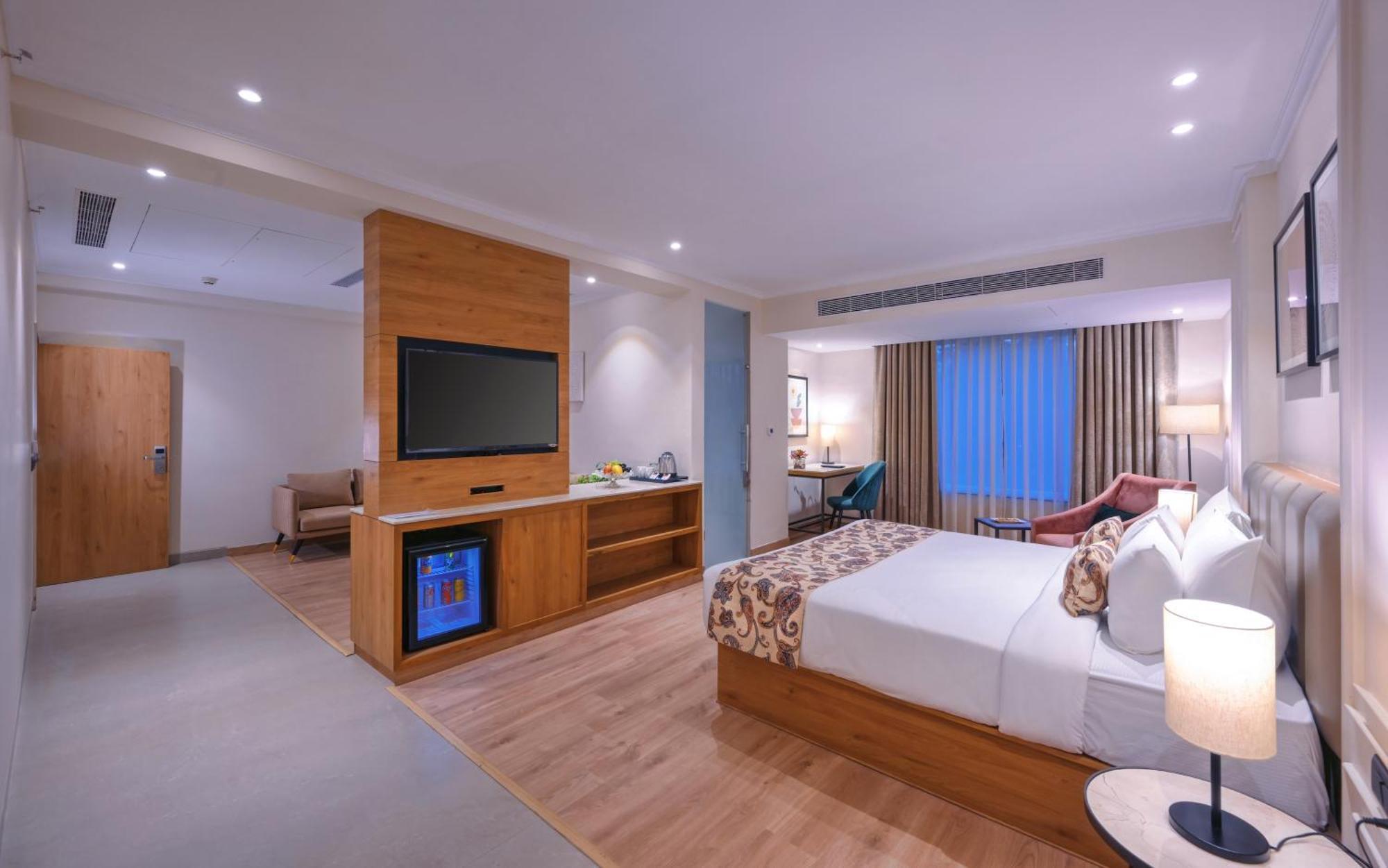 Royale Sarovar Portico Agra Agra  Exterior photo