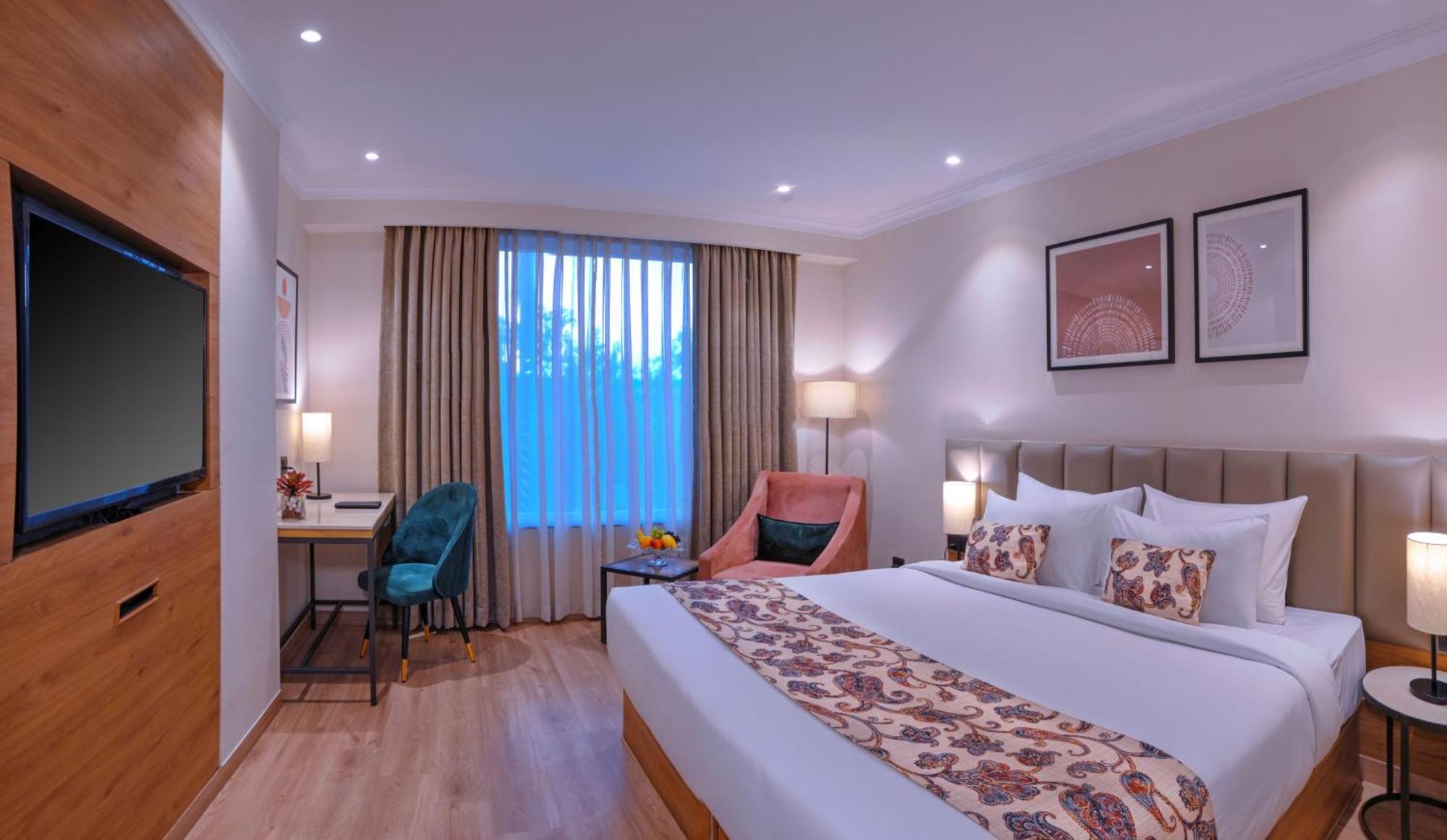 Royale Sarovar Portico Agra Agra  Exterior photo